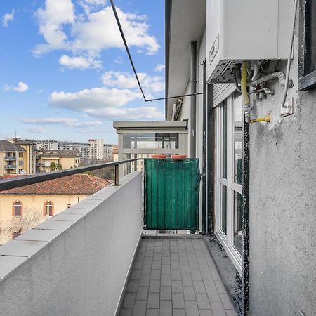 Rog27-Large Apartment With Transport Close To Home- ミラノ エクステリア 写真