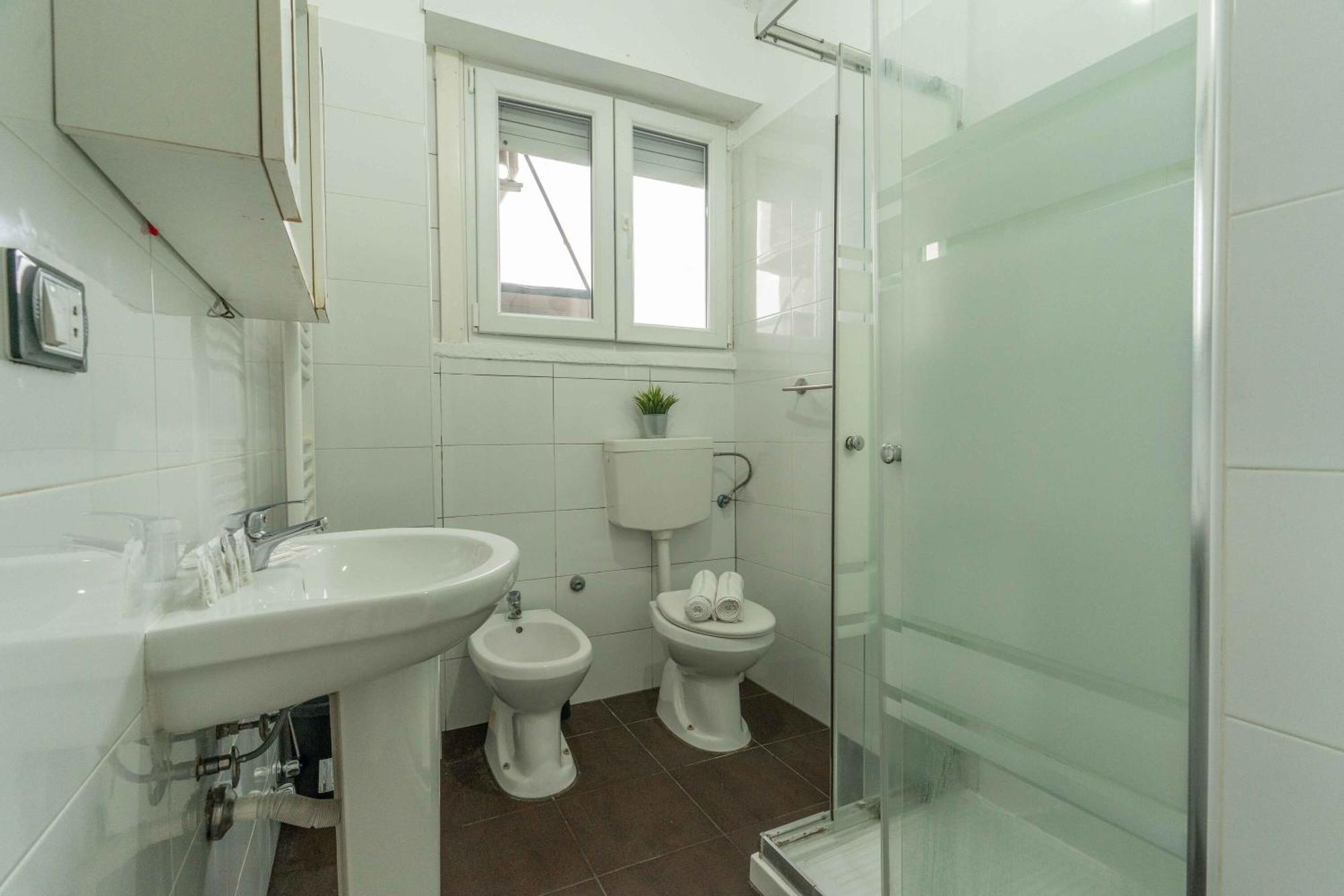 Rog27-Large Apartment With Transport Close To Home- ミラノ エクステリア 写真