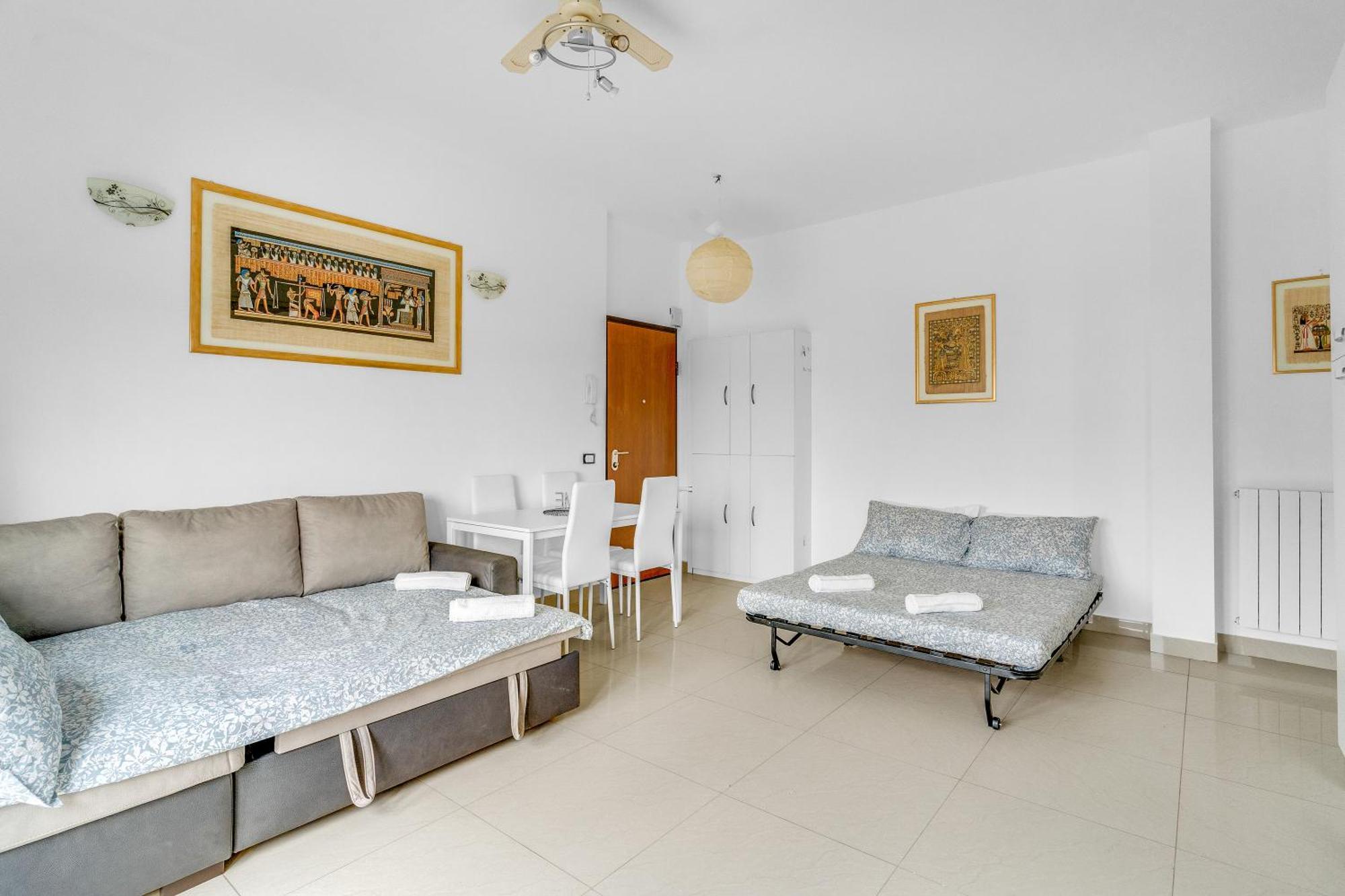 Rog27-Large Apartment With Transport Close To Home- ミラノ エクステリア 写真